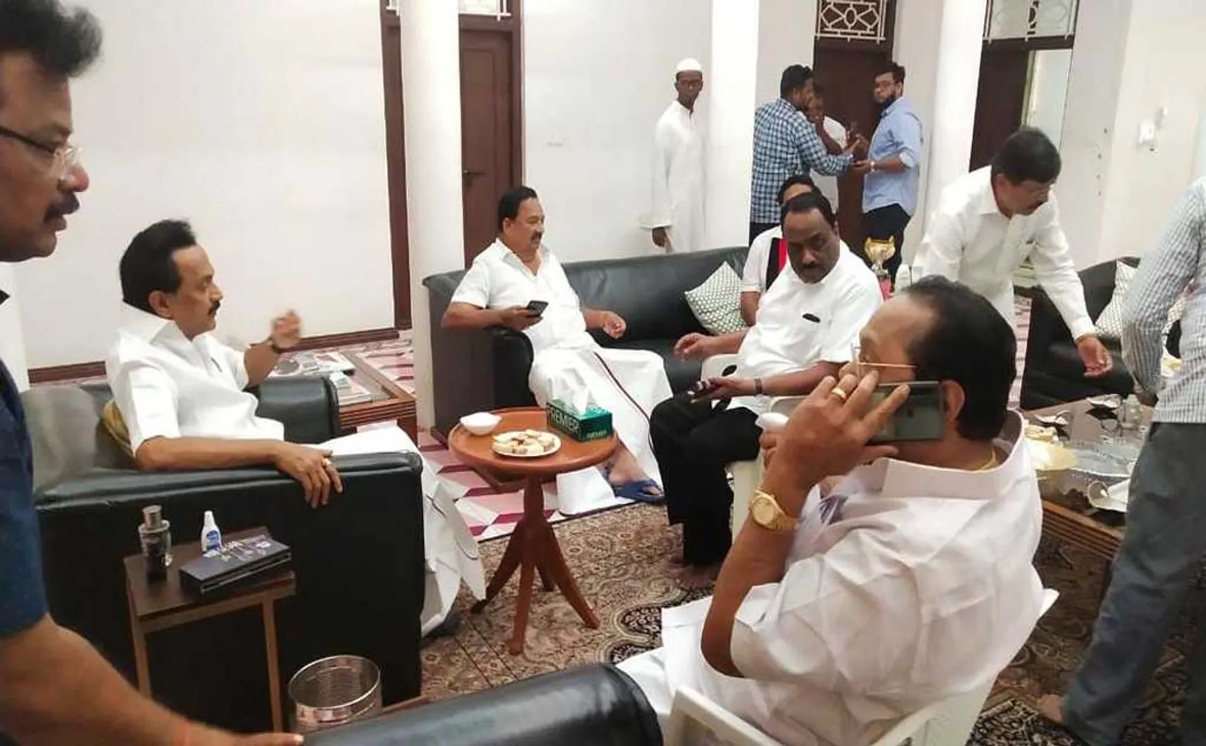 vellore lok sabha election campaign dmk and admk parties